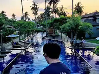 Main Sore, Cara Baru Menikmati Senja dan Suasana Santai di The Allure Villas