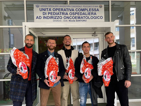 BARI, L'UOVO DI PASQUA UFFICIALE DIVENTA UN CASO