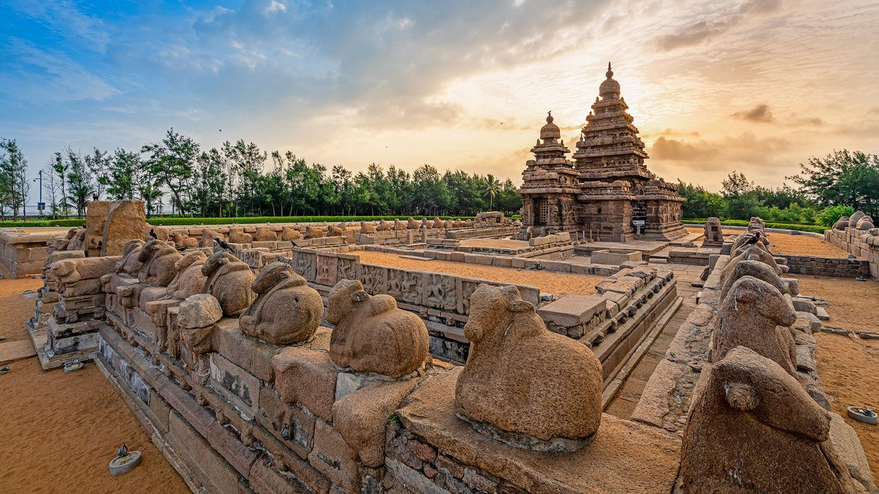 Mamallapuram is a town in Chengalpattu district in the southeastern Indian state of Tamil Nadu,