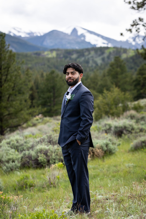 Estes Park Wedding Photographer