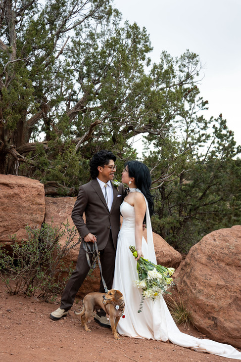 garden of the gods elopement photographer