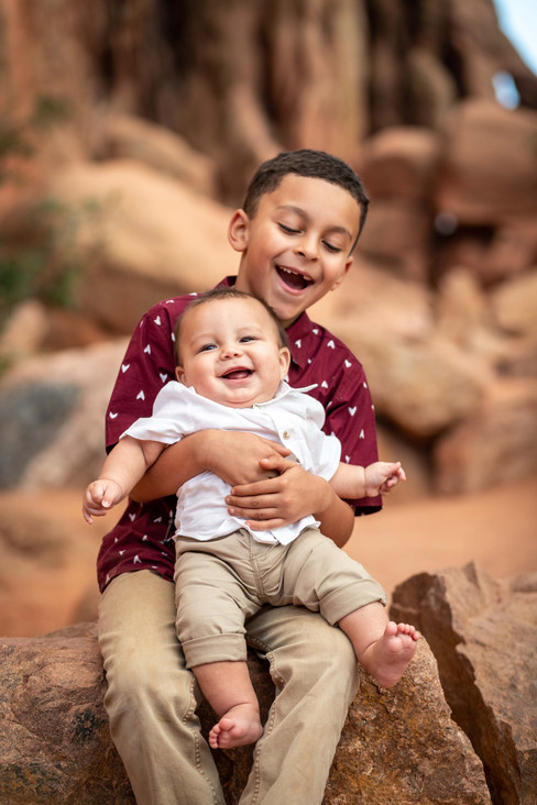 Family Elopement at Garden of the Gods