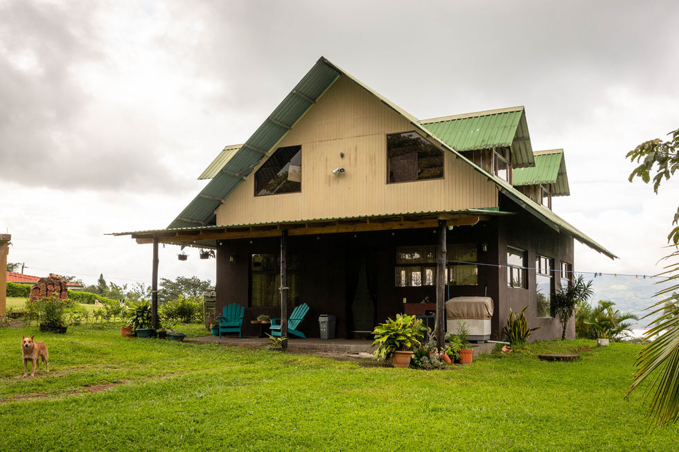 Costa Rica Elopement Photographer