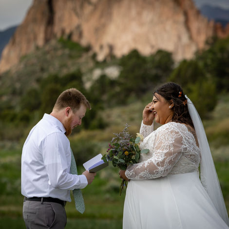 Elopement at Garden of The Gods
