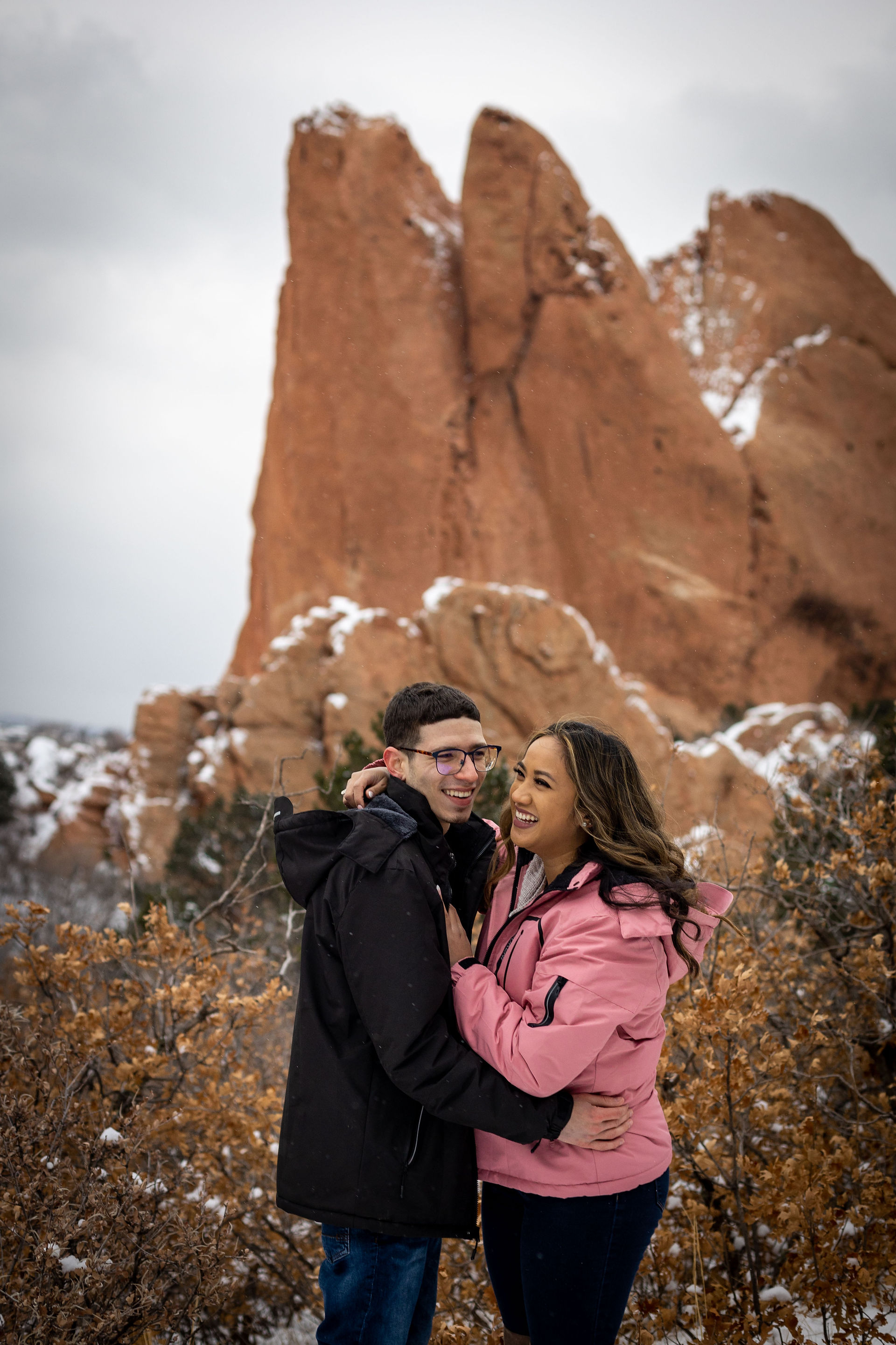 Couple Photographer at Garden of the Gods