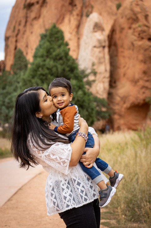 Garden of the Gods family photographer