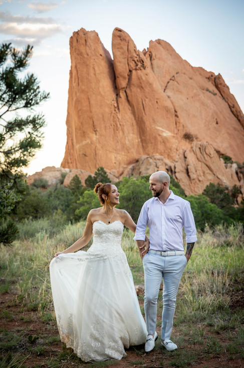 photographers who specialize in elopements in Colorado