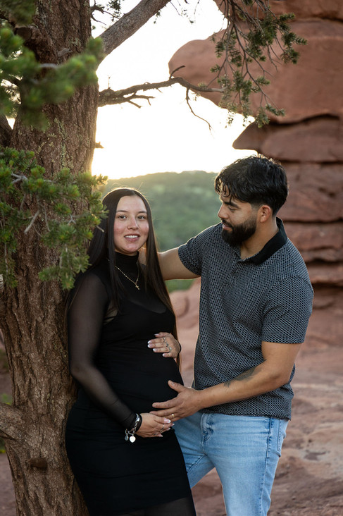 Colorado Springs Maternity Photographer