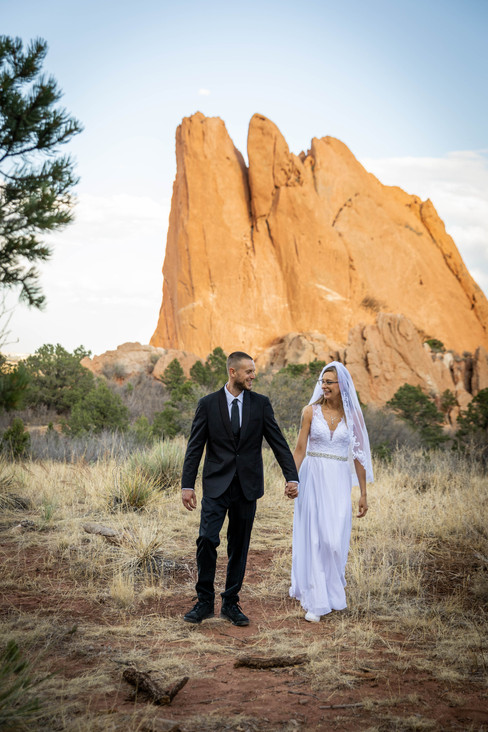 Colorado Springs elopement photographer