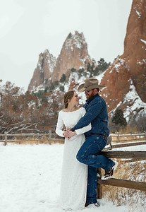 Colorado Springs Elopement Photographer