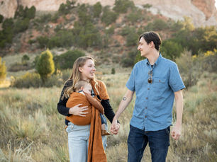 Spring family photography session at Garden of the Gods in Colorado Springs with red rock formations.