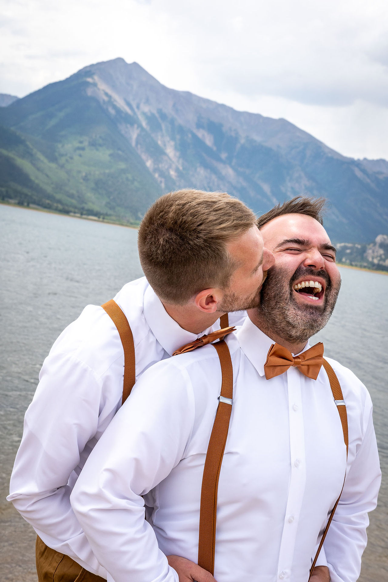 Twin Lakes Elopement Photographer