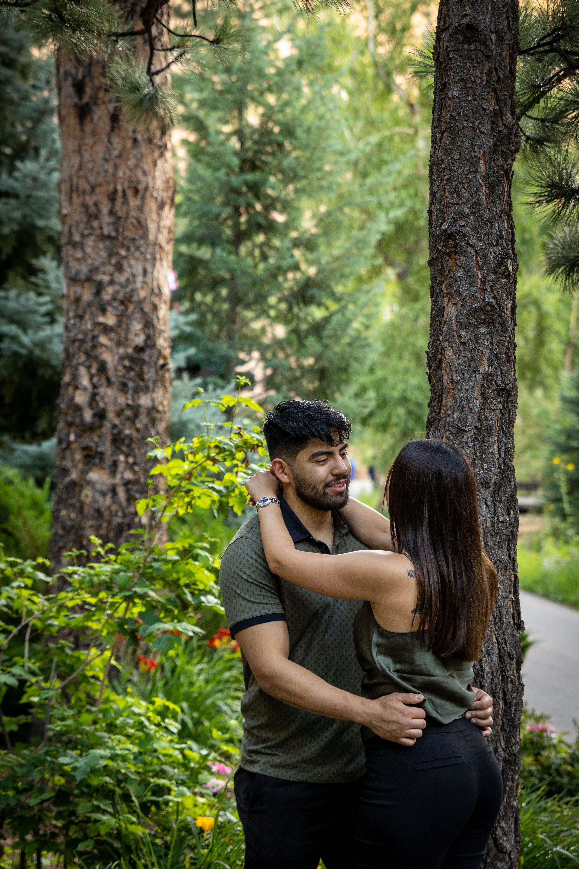 Seven Falls engagement photographer