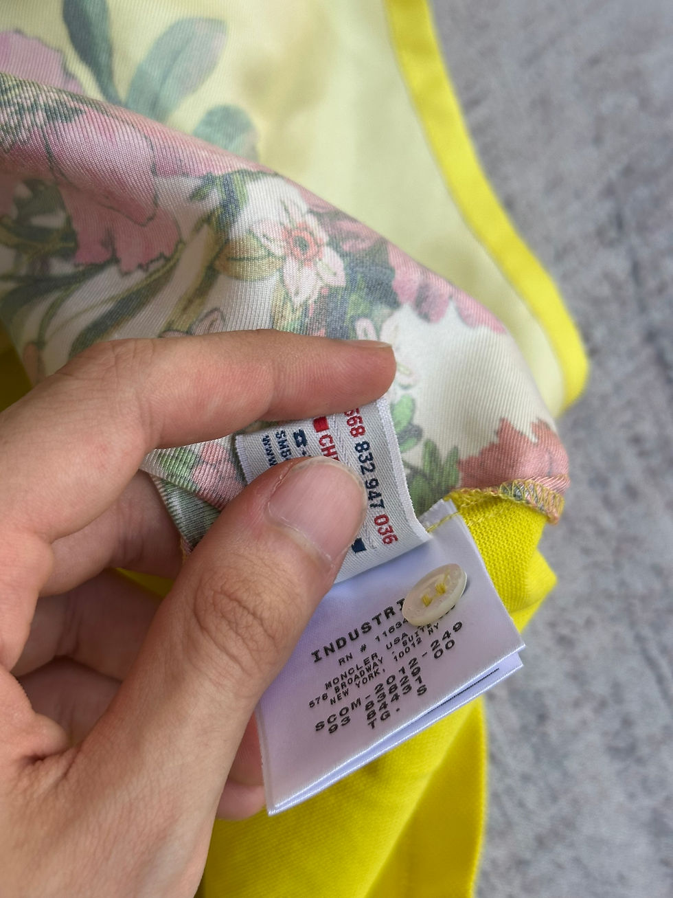 Thumbnail: Moncler Polo Shirt Floral Theme Logo Patch Yellow size S