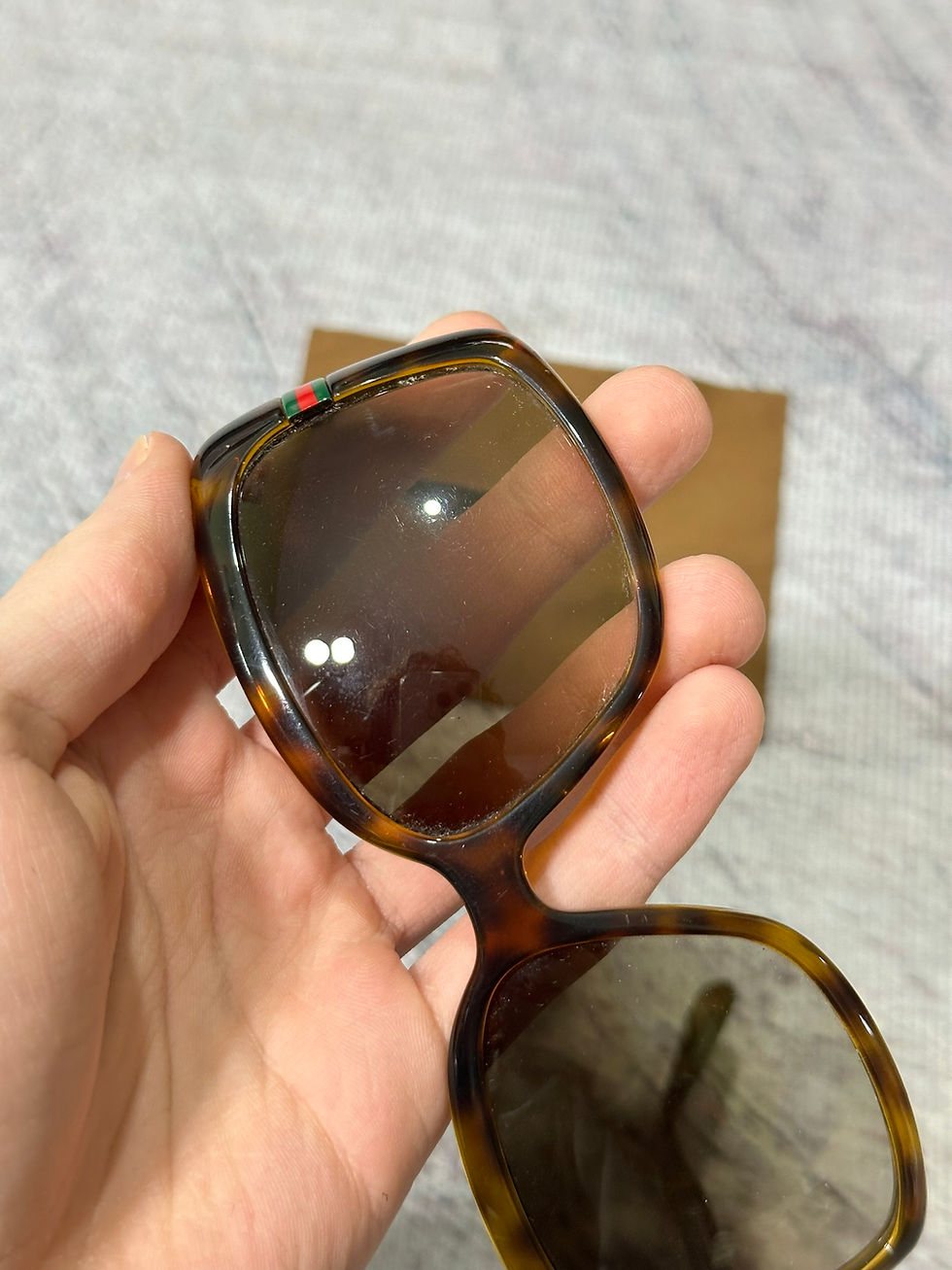 Miniatura: Gucci Sunglasses Vintage Interlocking G Logo Web