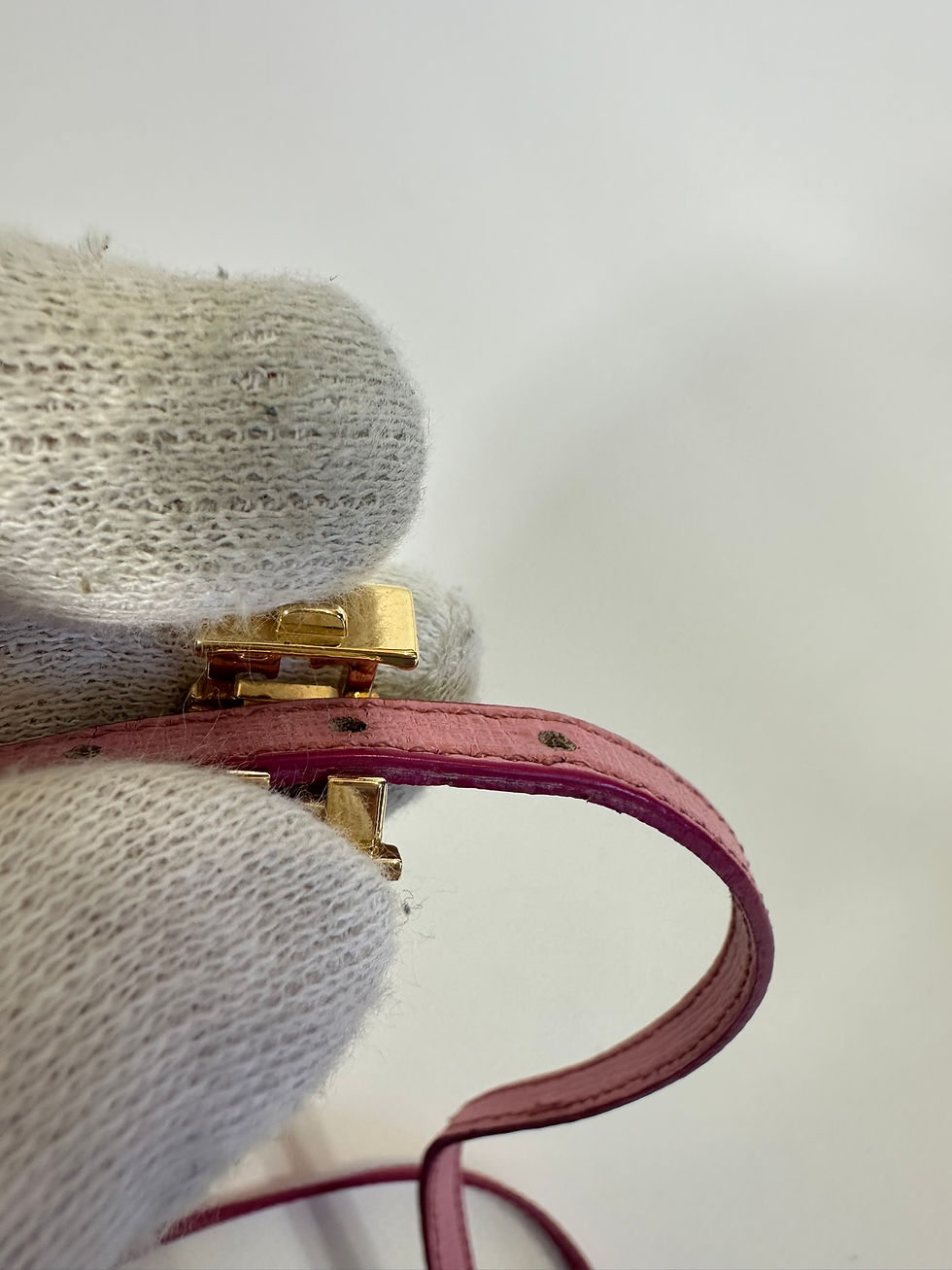 Thumbnail: Fendi Bracelet Thin Light Pink and Pink Classic Clasp Logo