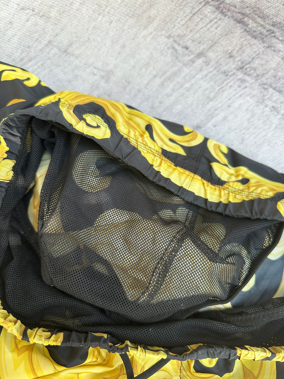 Miniatura: Versace Swim Shorts Rococo Flow Theme Black and Yellow size 3