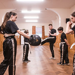 Kickboxing Class in Knowle, Solihull | Elite Kickboxing