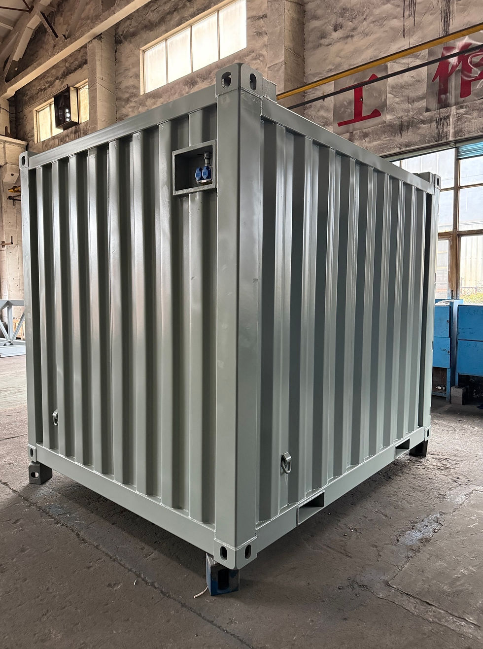 This 10ft shipping container