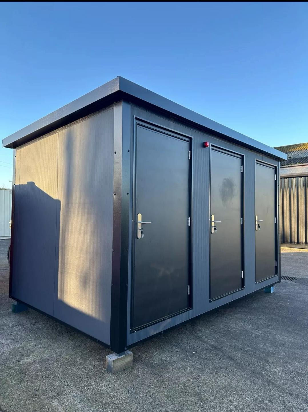 Triple Toilet Unit