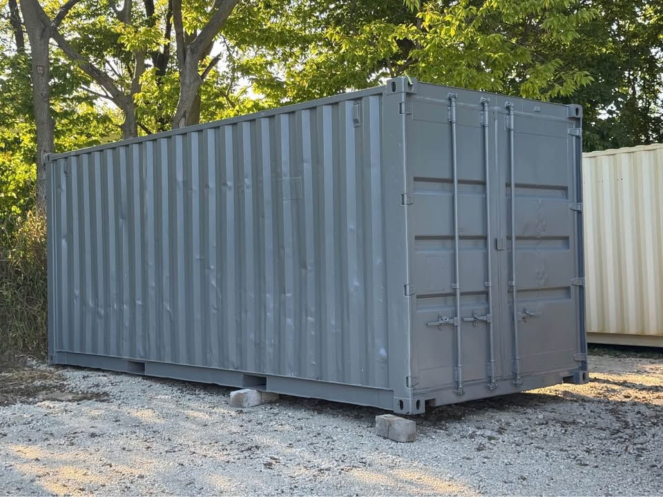 20 foot refurbished shipping / storage container for sale