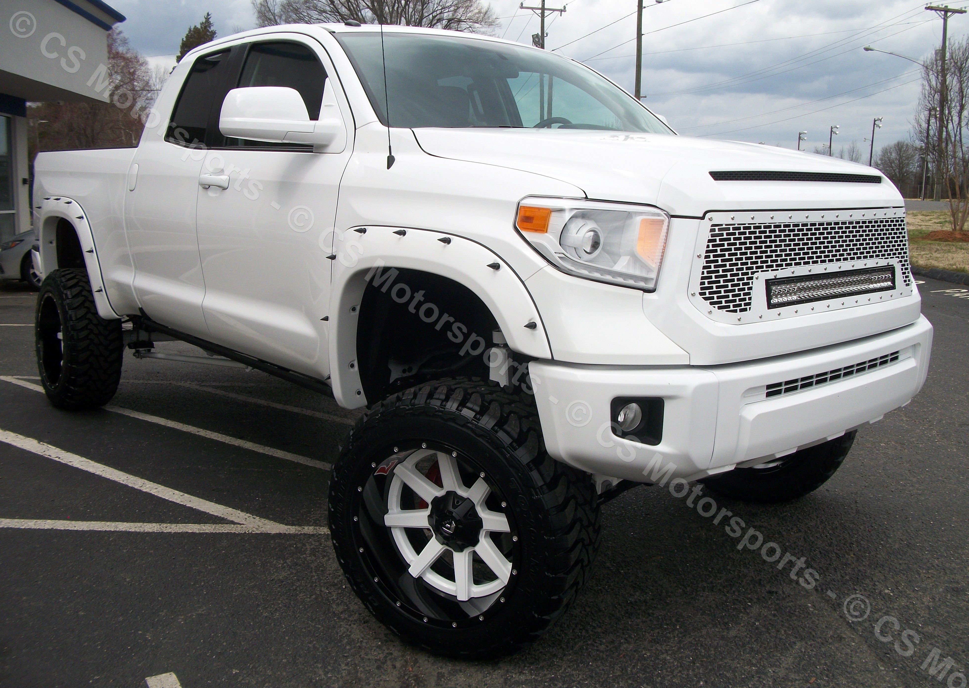 2014 Toyota Tundra Dbl Cab (898)