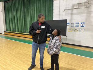 Landau Visits St. Helena Elementary School
