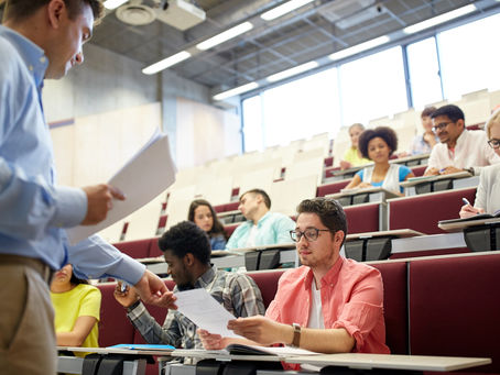 Usages des réseaux et médias sociaux par les étudiants en contexte d’apprentissage à l’Université virtuelle de Côte d’Ivoire (UVCI)