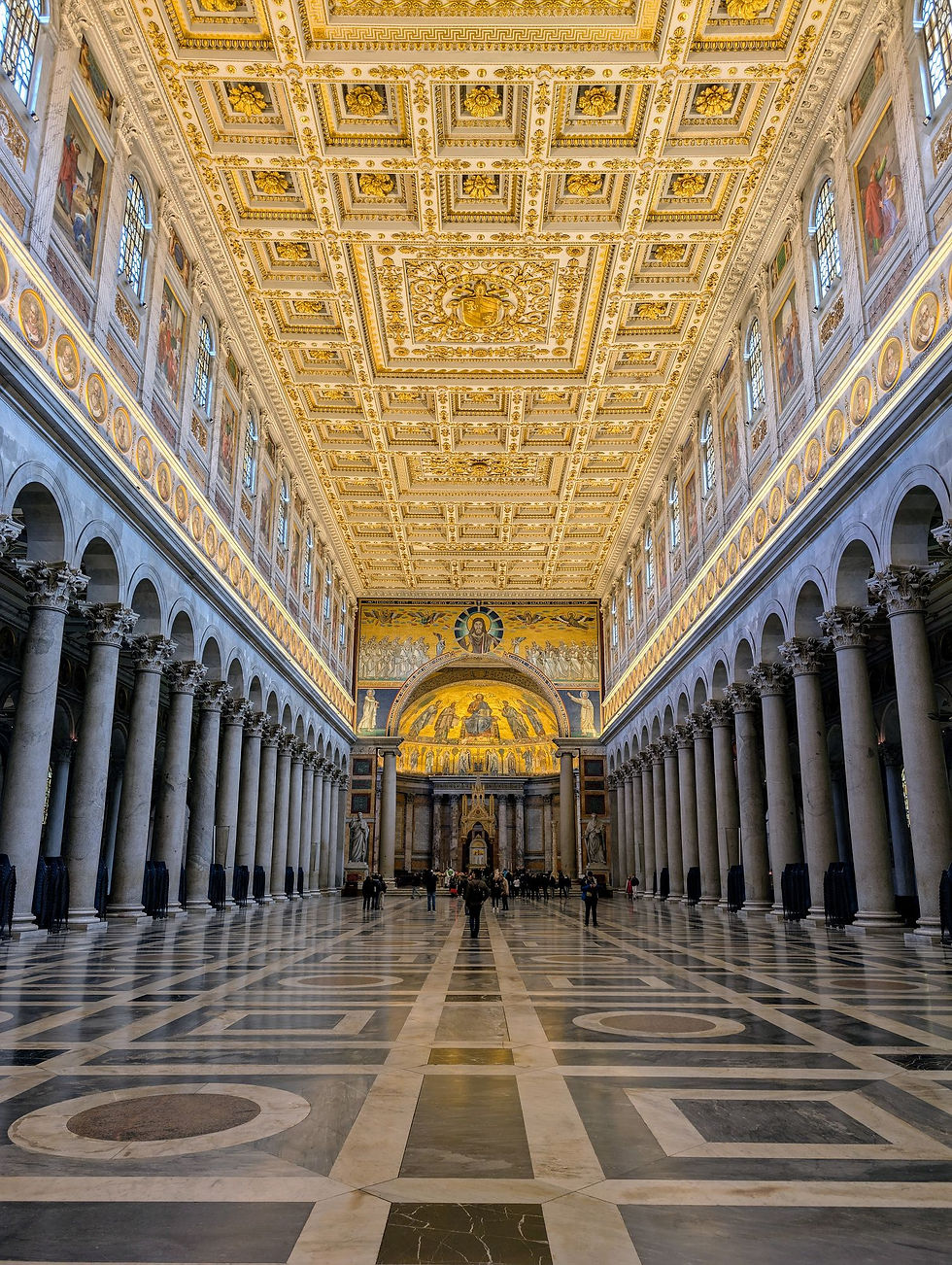 Sankt Paul vo rden Mauern in Rom