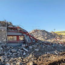 Ruine eines abgerissenen Gebäudes – Bild für den Zusammenbruch eines alten Weltbildes