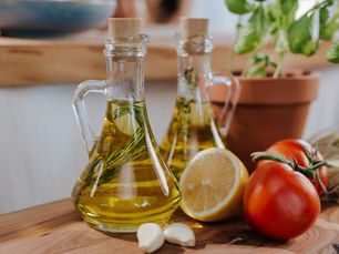 Olive oil with tomatoes and lemon