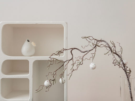 How to Honor the Past and Embrace the Present During the Holidays When Grieving