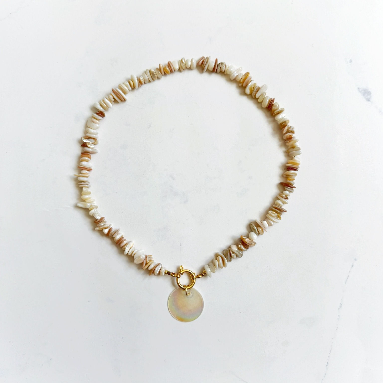 Necklace 'SPRING RING' Shell (Pearl Disc)