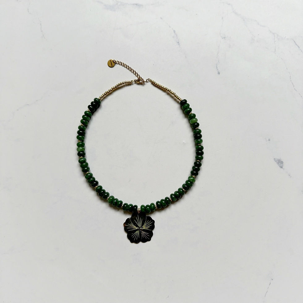 Necklace 'BIG BEADS' Shell Flower (Emerald Green)