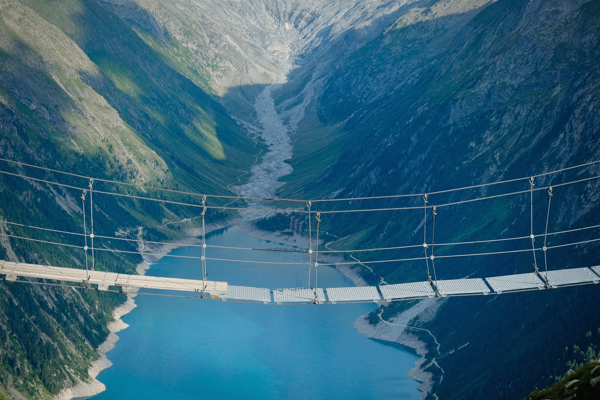lake-ge85dd5582_1920.gif