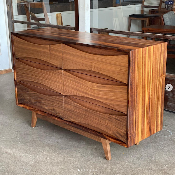 サムネイル： ホノルルファーニチャーカンパニー