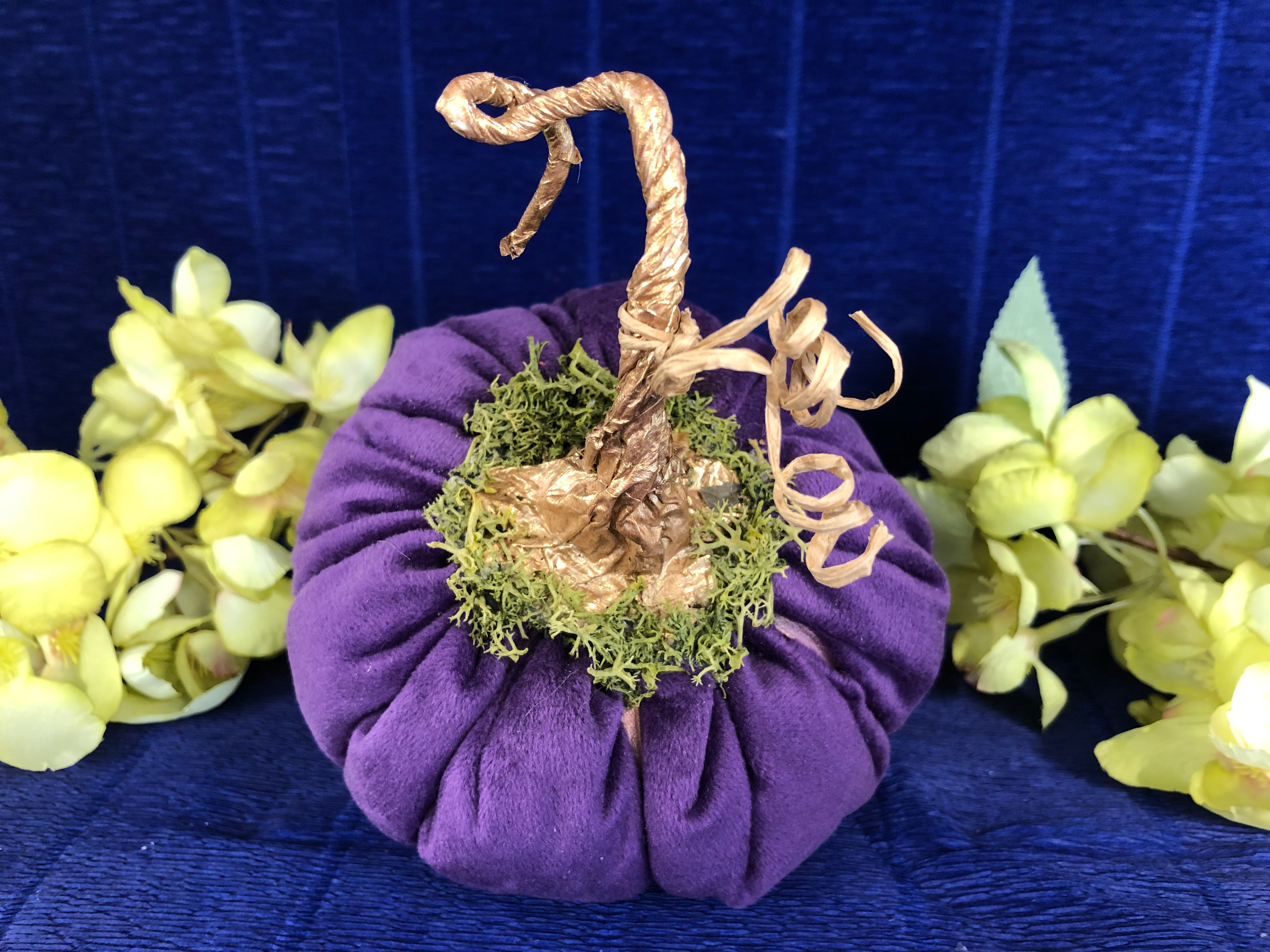Scented Velvet Pumpkin