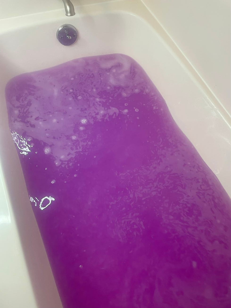 Thumbnail: Unicorn Magic Bath Bomb