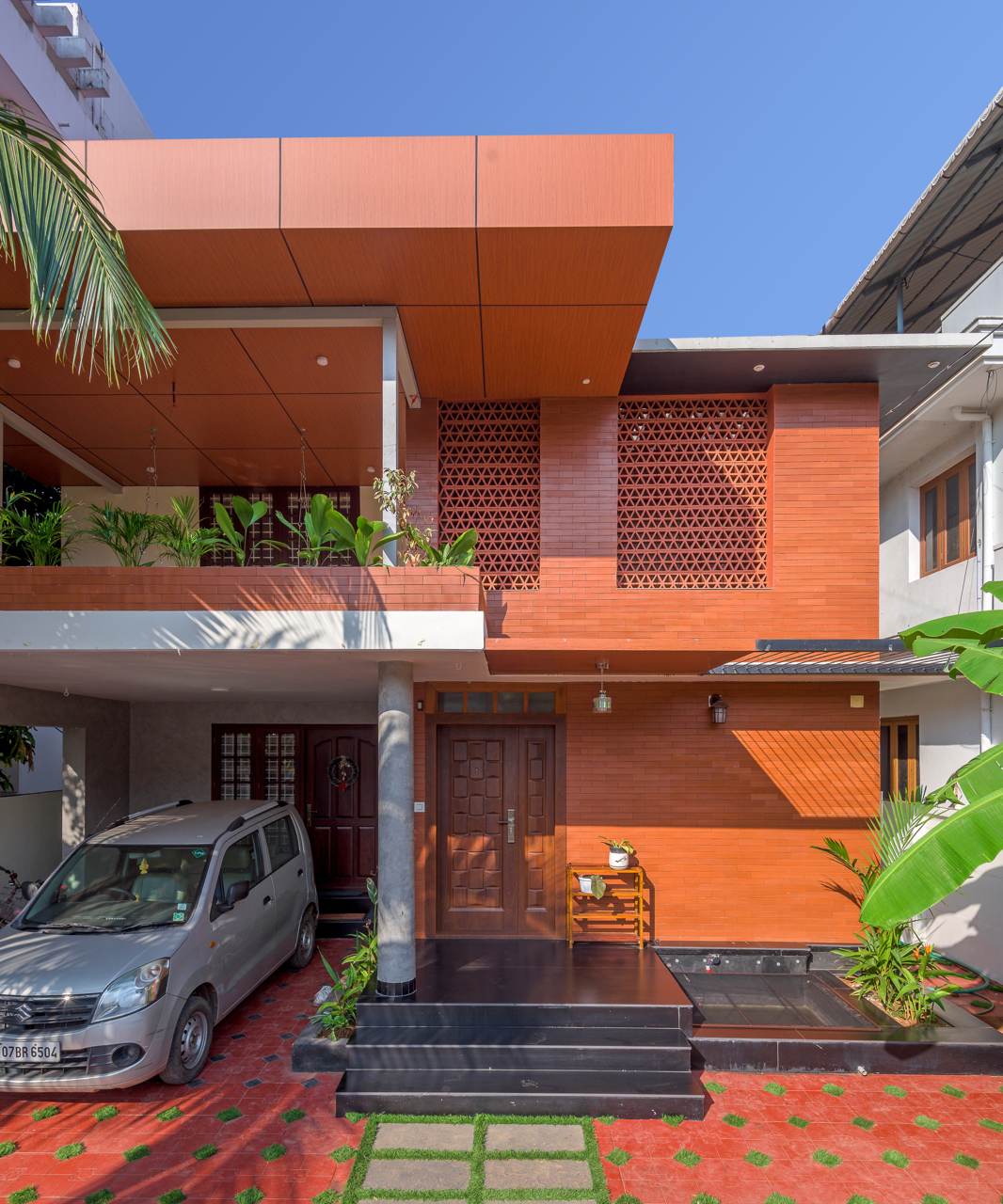 Joshi Residence, Thrissur — house renovation by Livespace Architects