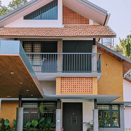 Subhash Residence, Thrissur — contemporary family home by Livespace Architects — view 1