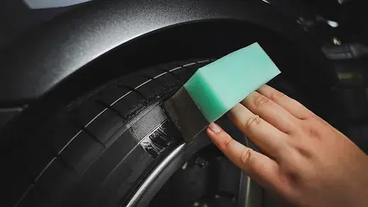 Thumbnail: Product: פרסומת למבריק צמיגים של AutoFinesse