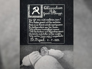 Jenazah Aliarcham dan sajak penyair Belanda Henriette Roland Holst. (Repro Boven-Digoel).