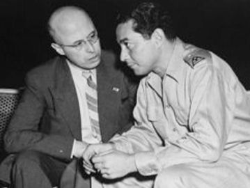 Sultan Hamid II dan Komisaris Tinggi Negeri Belanda Louis Beel. (nationaalarchief.nl)
