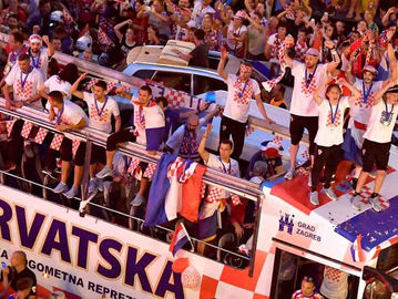 Tim Kroasia disambut publik dengan semarak sekembalinya dari Piala Dunia 2018 sebagai finalis (Foto: fifa.com)
