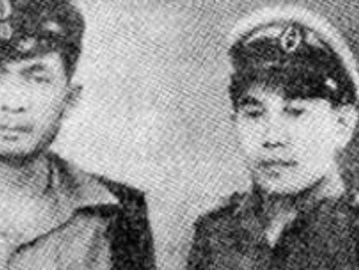 Letnan Muda Sho Bun Seng (kanan) bersama koleganya, Letnan Muda Aulia Biran (Dok. Letnan Kolonel (Purn.) Abdul Halim).