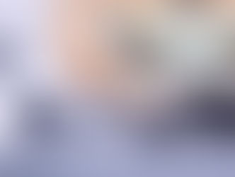 Ki-ka: Masjid dan Menara Banten. Inset: Makam Ratu Syarifah Fatimah di Pulau Edam Kepulauan Seribu. Foto koleksi Sri Rahmi Purnamasari.