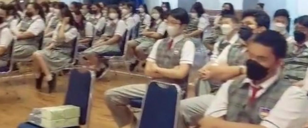 Polisi berkunjung ke sekolah untuk mengimbau pelajar agar tidak tawuran. Yang dapat mengakhiri tawuran pelajar itu sendiri.