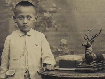 Raden Mas Soesalit Djojoadhiningrat, anak RA Kartini dan Raden Adipati Djojoadhiningrat. (KITLV).