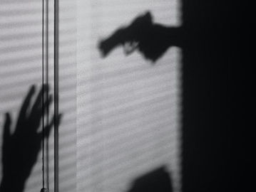 Ilustrasi penembakan. (Maxim Hopman/Unsplash).