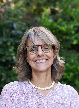 Stephanie Morris_O2.jpg